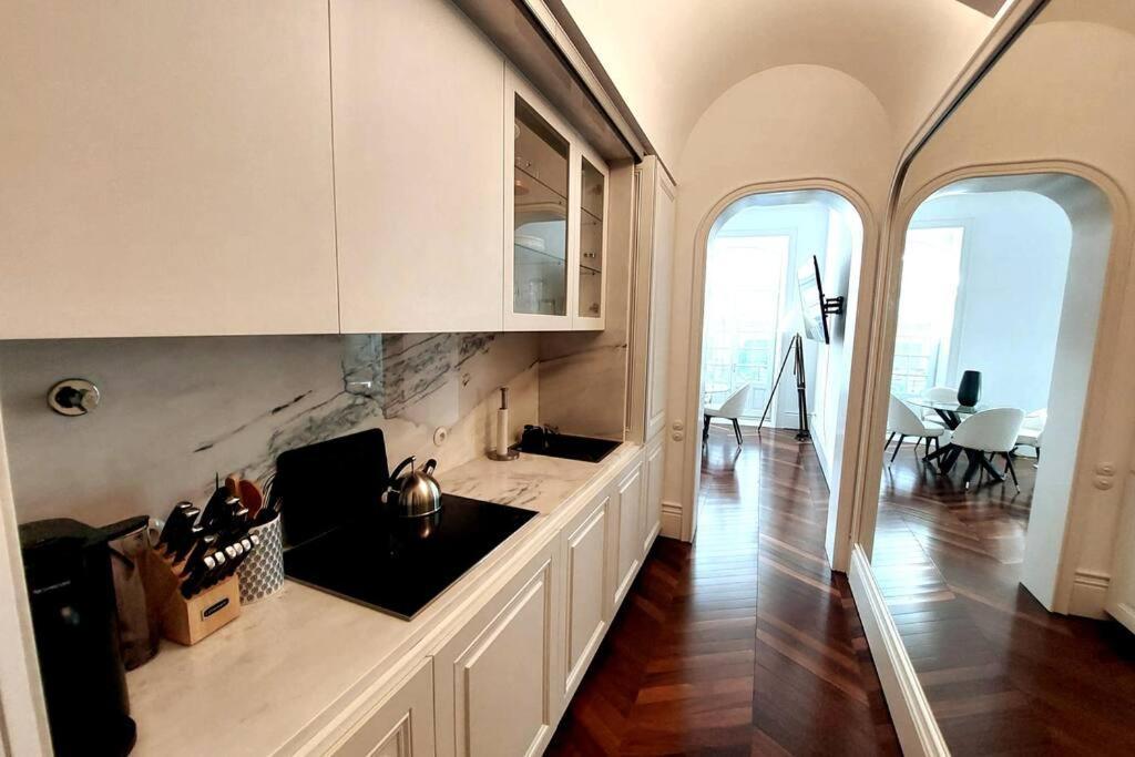 Dream On - Clerigos Tower Apartment Porto Bagian luar foto