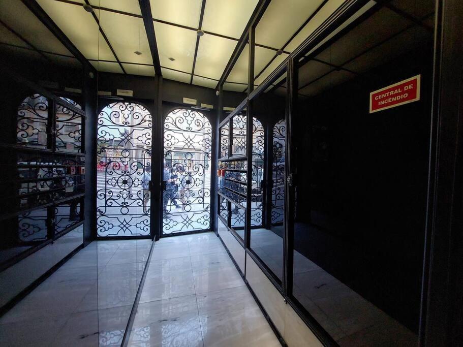 Dream On - Clerigos Tower Apartment Porto Bagian luar foto